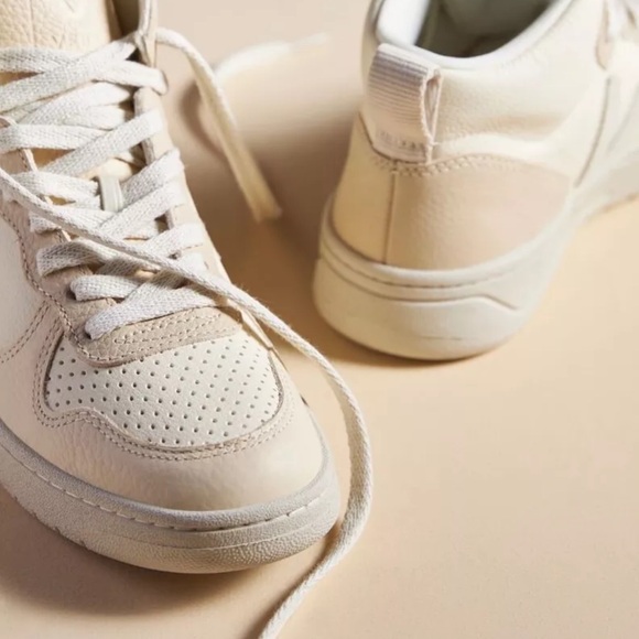 Veja V-15 High Top Sneakers Light Sand Leather
  Size: 37 / 6 - 6.5 - Picture 6 of 7